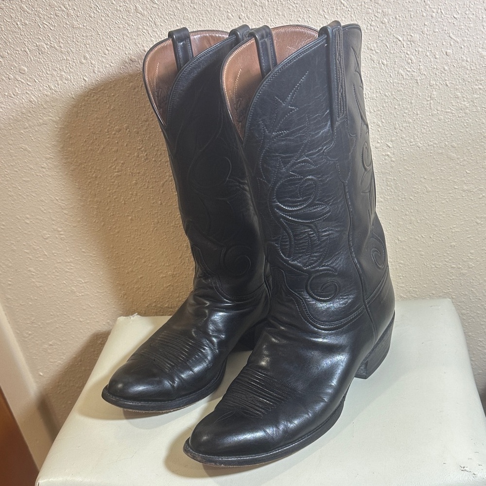 Lucchese Boots Size 9 2E